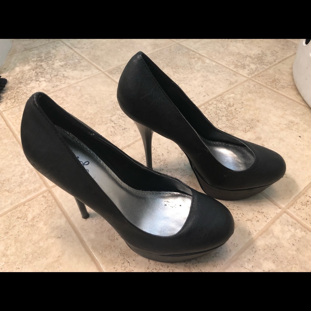 Black platform heels